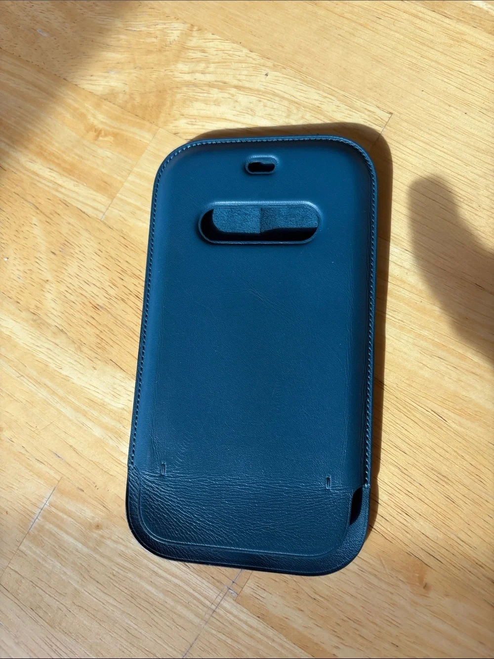Apple iPhone 12 and 12 Pro MagSafe Leather Battery Case in Teal Blue